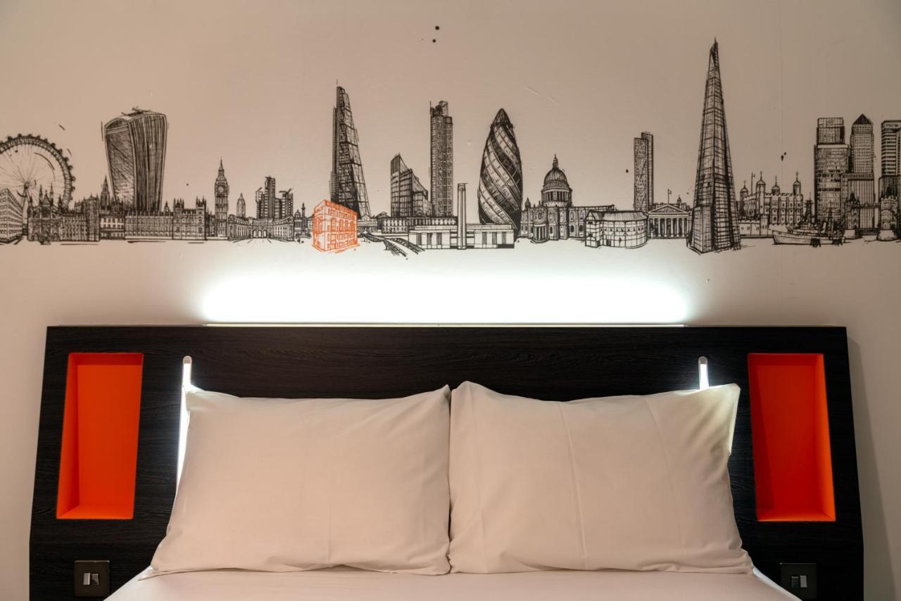 Easyhotel London City Shoreditch Bagian luar foto